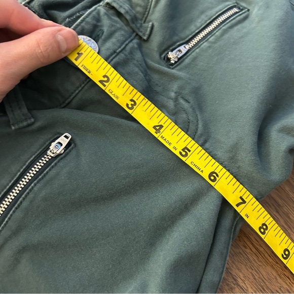 Cabi skinny Jeans 2 - Picture 7 of 9